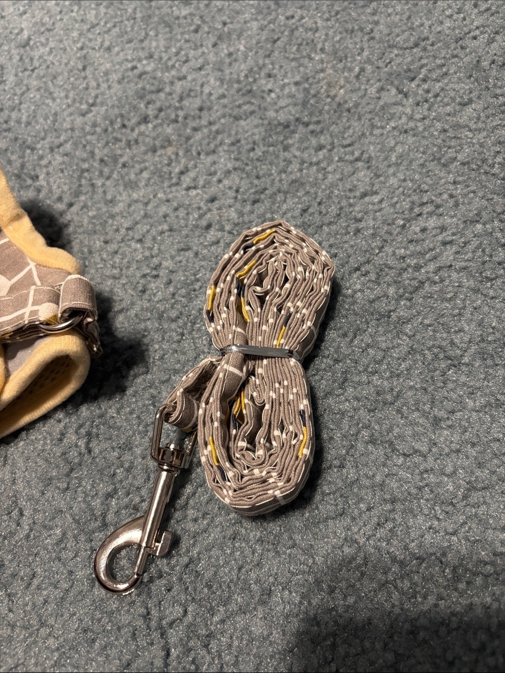 New Cat or Dog Vest Harness with Leash Size XS - Picture 10 of 11
